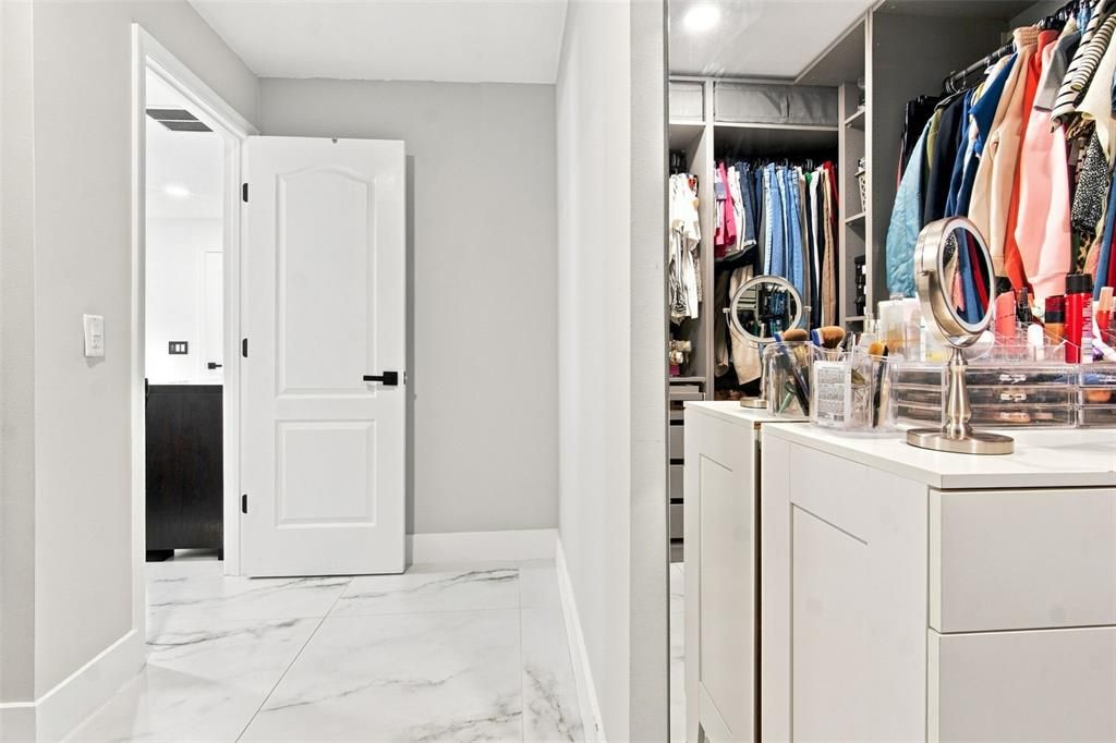 For Sale: $499,990 (4 beds, 2 baths, 2813 Square Feet)