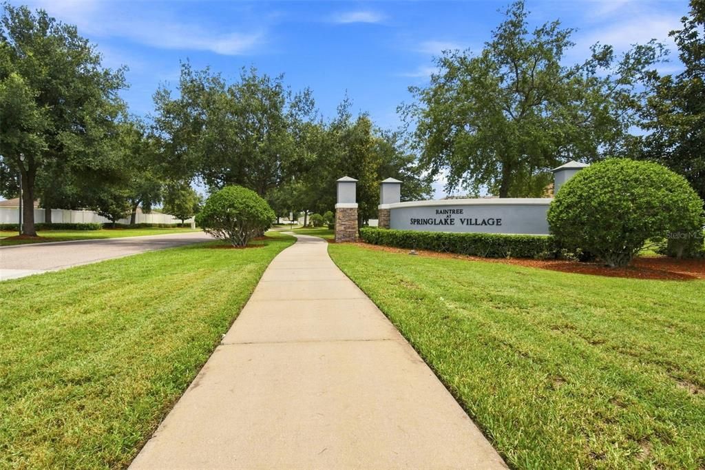 For Sale: $499,990 (4 beds, 2 baths, 2813 Square Feet)