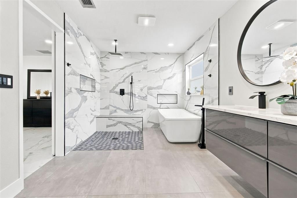 For Sale: $499,990 (4 beds, 2 baths, 2813 Square Feet)