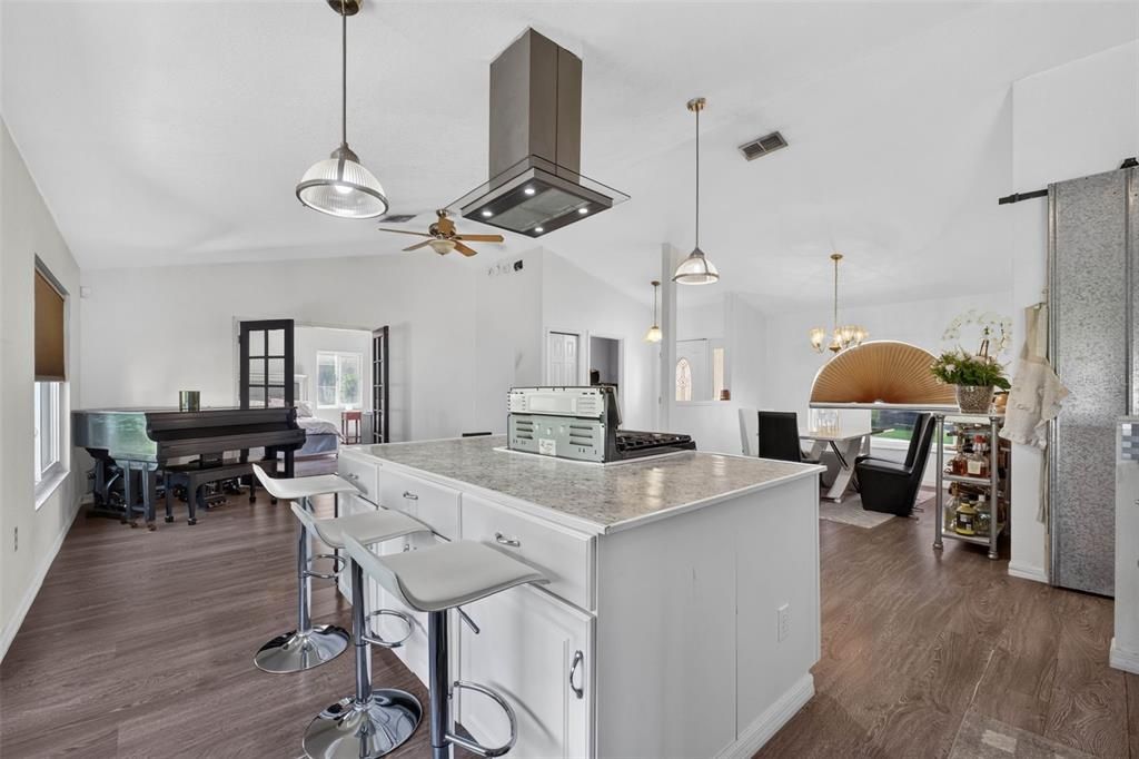For Sale: $277,000 (4 beds, 2 baths, 1837 Square Feet)