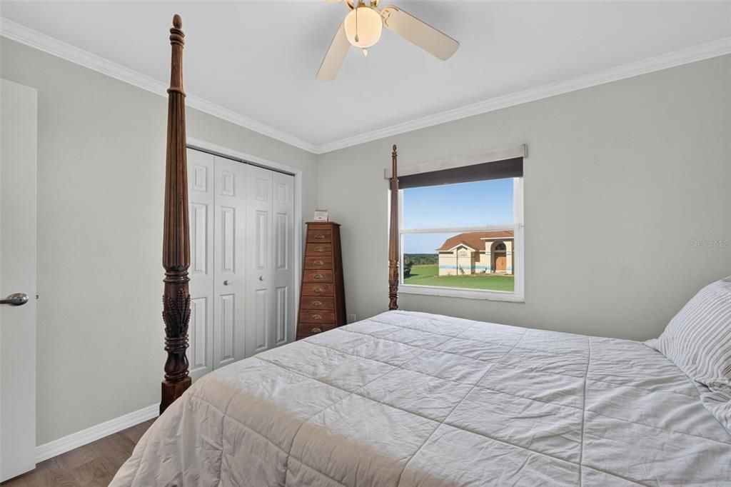 For Sale: $277,000 (4 beds, 2 baths, 1837 Square Feet)