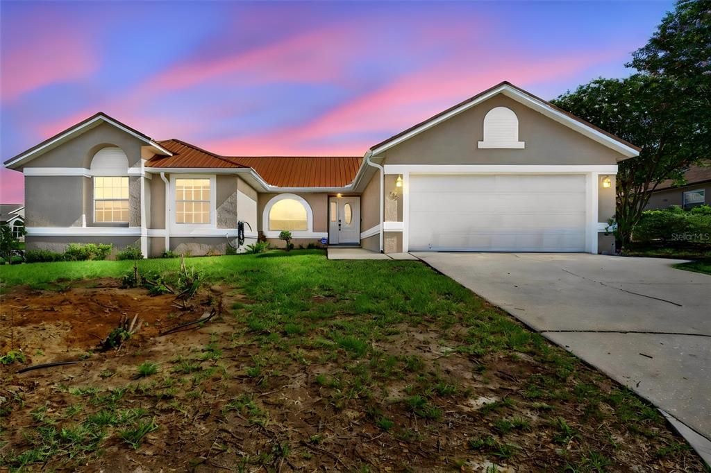 For Sale: $277,000 (4 beds, 2 baths, 1837 Square Feet)