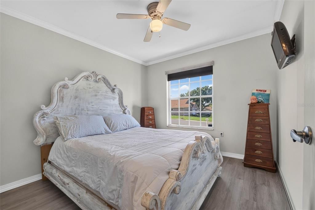 For Sale: $277,000 (4 beds, 2 baths, 1837 Square Feet)