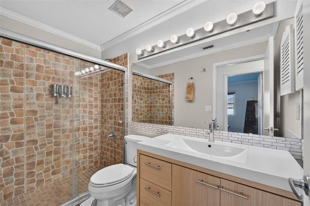 For Sale: $277,000 (4 beds, 2 baths, 1837 Square Feet)