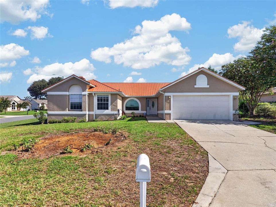 For Sale: $277,000 (4 beds, 2 baths, 1837 Square Feet)