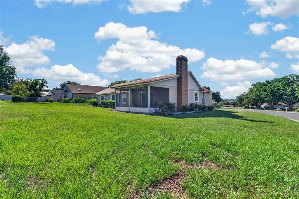 For Sale: $277,000 (4 beds, 2 baths, 1837 Square Feet)