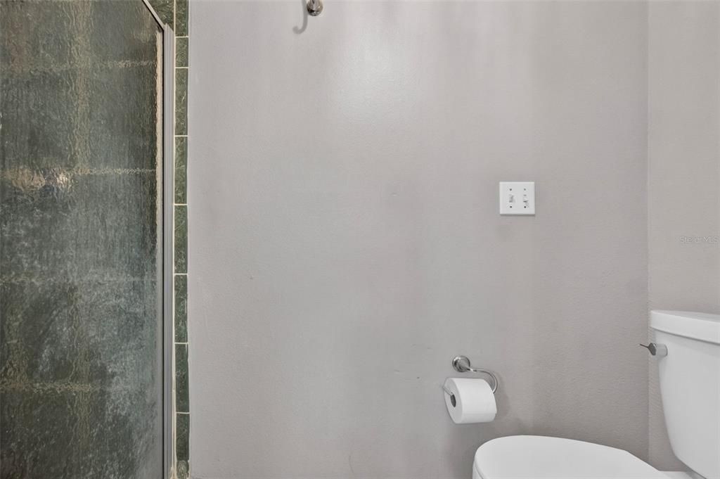 For Sale: $277,000 (4 beds, 2 baths, 1837 Square Feet)