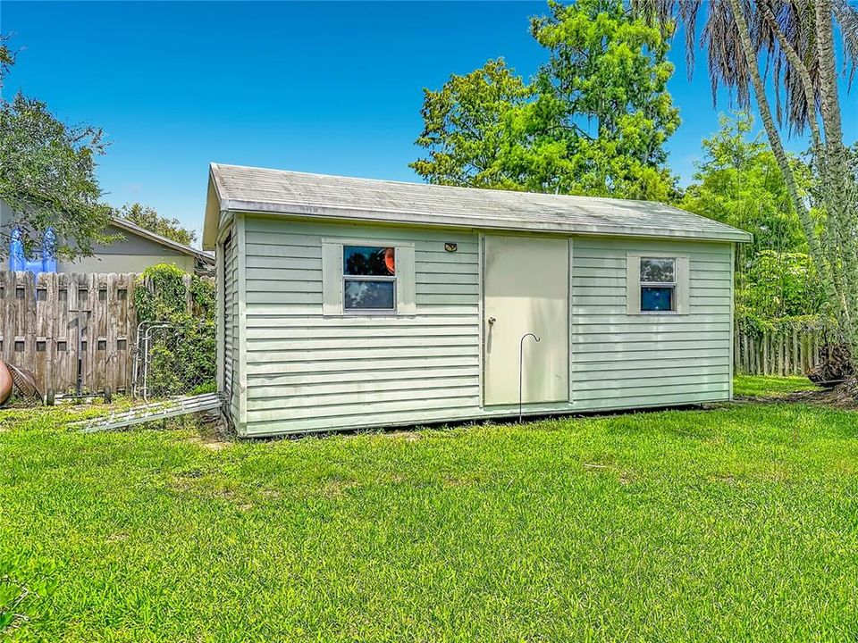 For Sale: $385,000 (3 beds, 2 baths, 1899 Square Feet)
