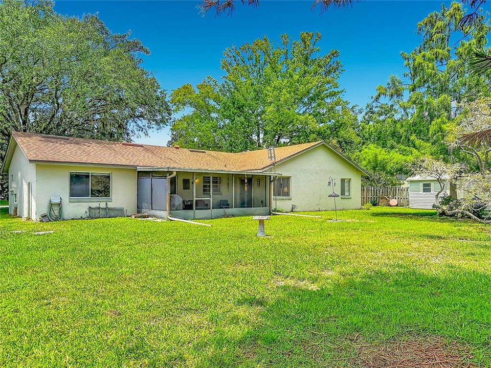For Sale: $385,000 (3 beds, 2 baths, 1899 Square Feet)