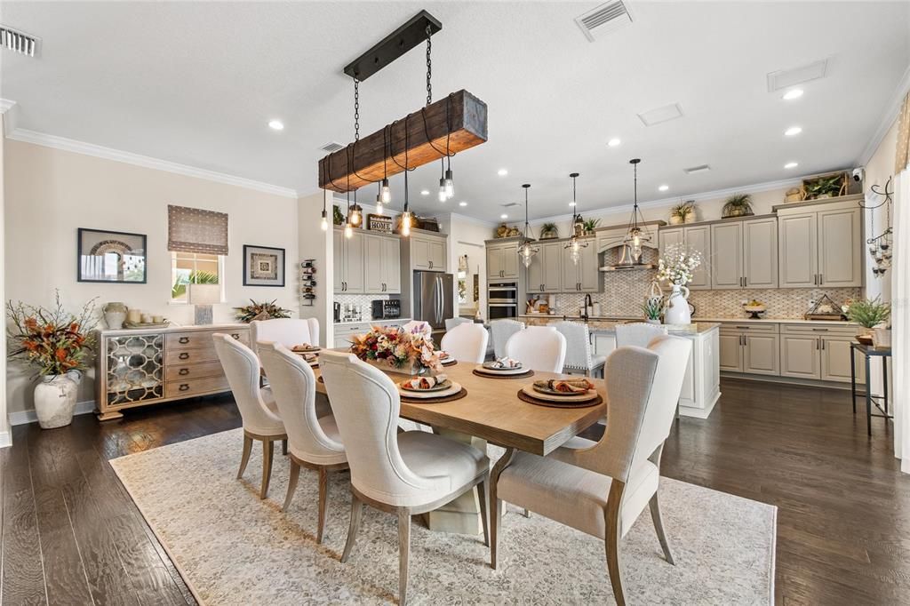 На продажу: $2,249,000 (5 спален, 4 ванн, 4253 Квадратных фут)