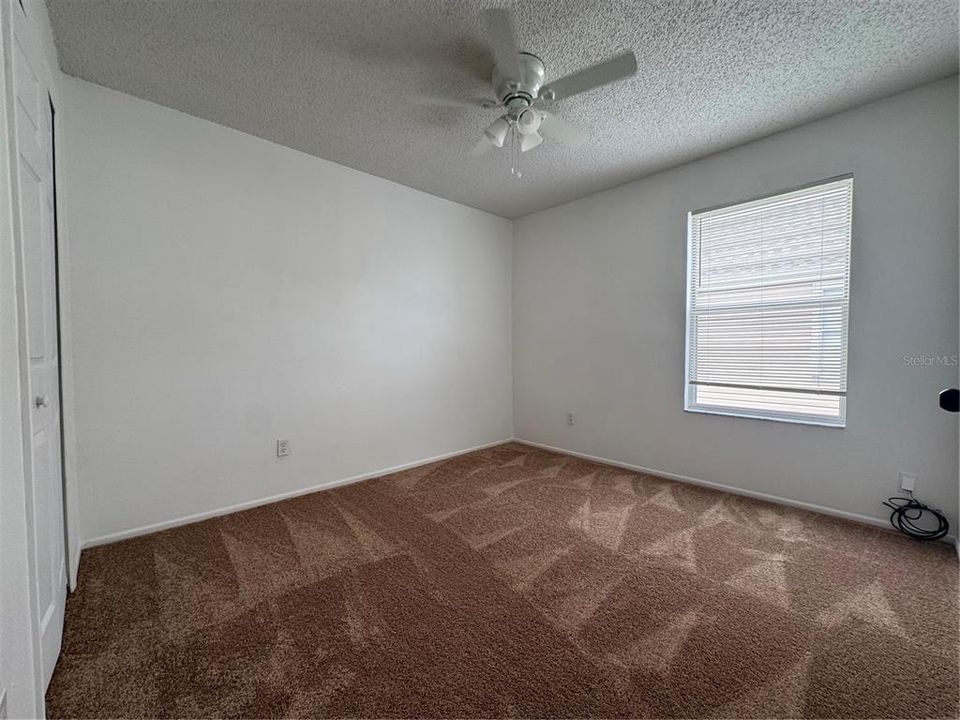 For Rent: $2,100 (3 beds, 2 baths, 1658 Square Feet)