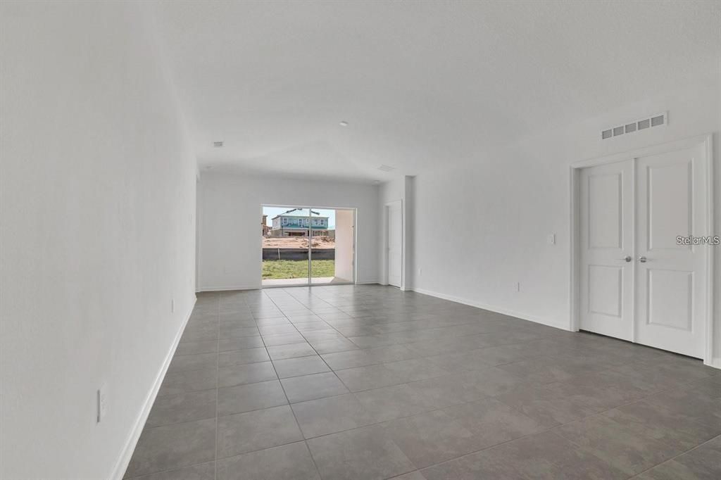 En Renta: $2,300 (3 camas, 2 baños, 1713 Pies cuadrados)