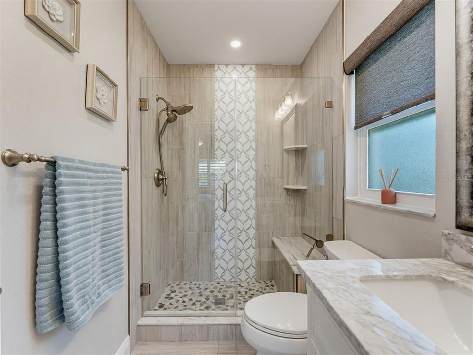 En Venta: $460,000 (2 camas, 2 baños, 1376 Pies cuadrados)