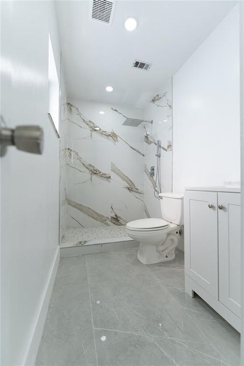 На продажу: $195,000 (3 спален, 2 ванн, 1622 Квадратных фут)