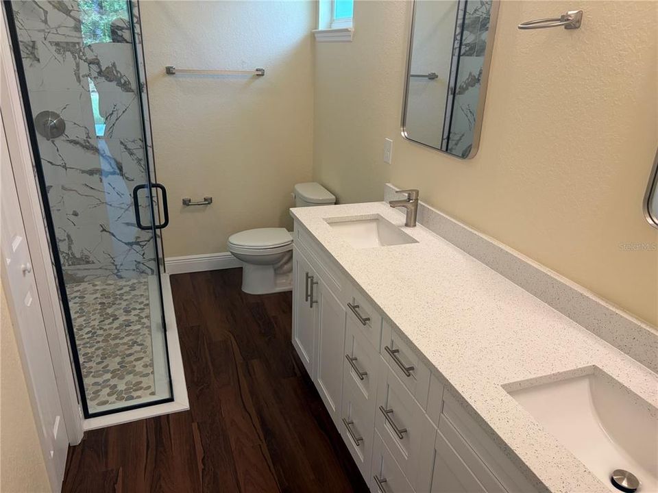 For Sale: $429,900 (3 beds, 2 baths, 1772 Square Feet)