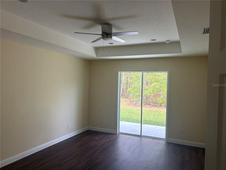 For Sale: $429,900 (3 beds, 2 baths, 1772 Square Feet)