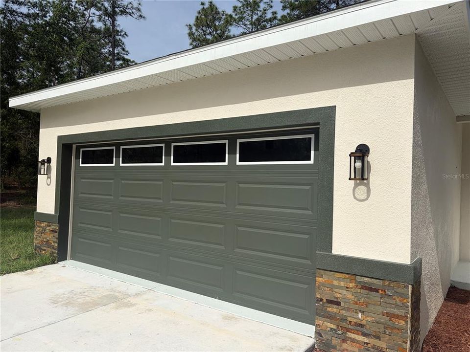 For Sale: $429,900 (3 beds, 2 baths, 1772 Square Feet)