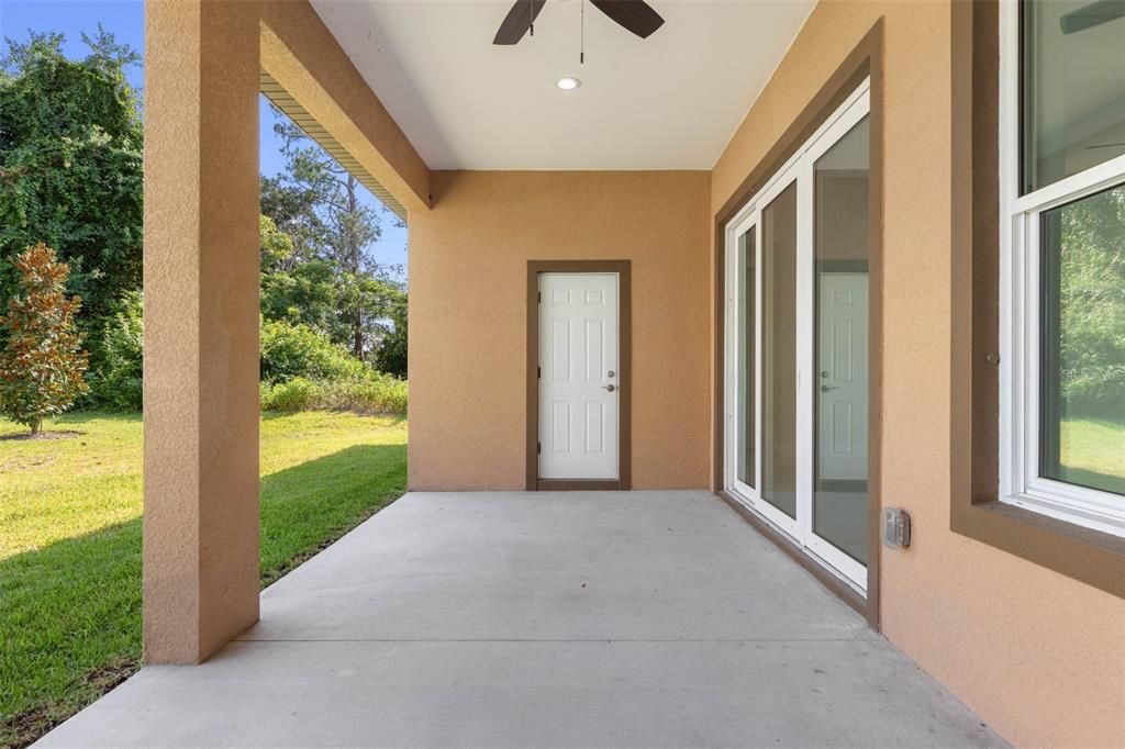 En Venta: $529,000 (4 camas, 3 baños, 2305 Pies cuadrados)