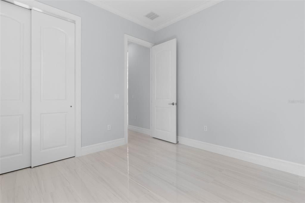 En Venta: $529,000 (4 camas, 3 baños, 2305 Pies cuadrados)