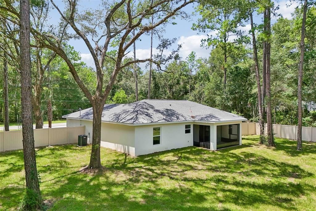 На продажу: $315,900 (3 спален, 2 ванн, 1454 Квадратных фут)
