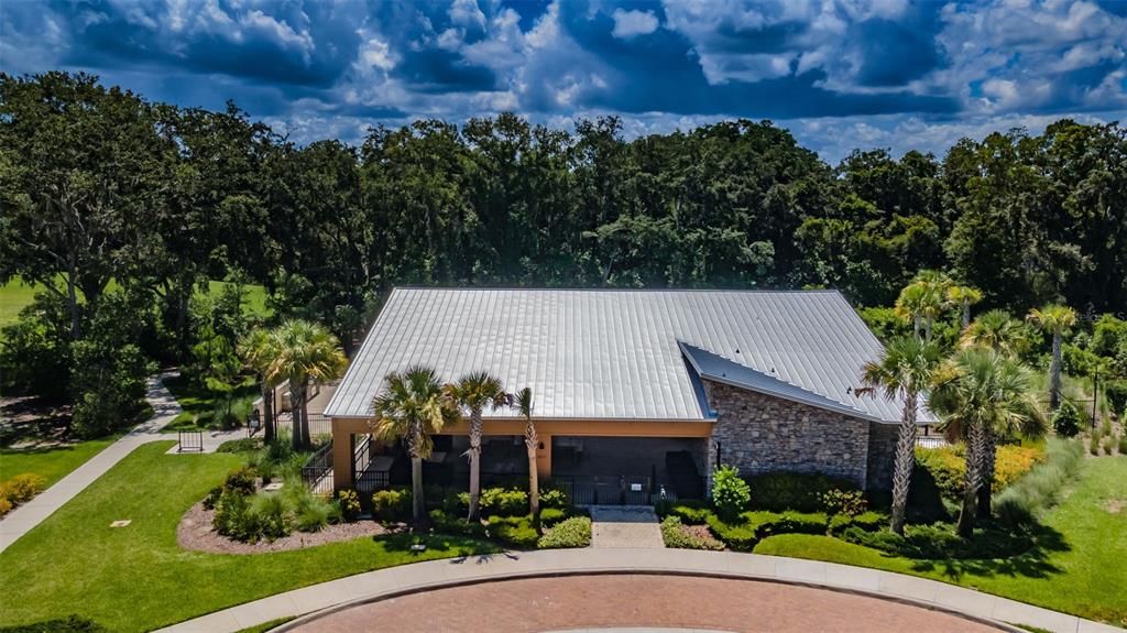 For Sale: $409,900 (4 beds, 2 baths, 2584 Square Feet)