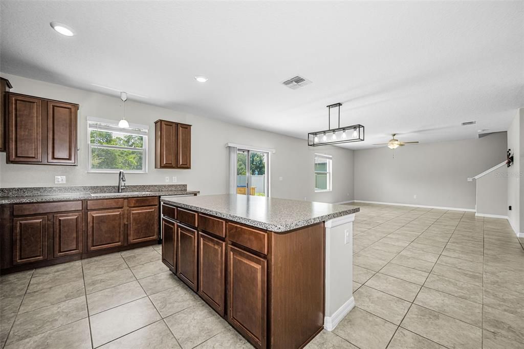 For Sale: $409,900 (4 beds, 2 baths, 2584 Square Feet)