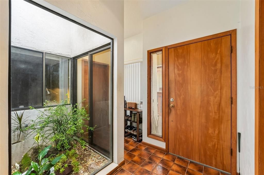 На продажу: $222,000 (3 спален, 2 ванн, 1537 Квадратных фут)