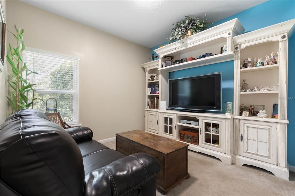 For Sale: $659,900 (5 beds, 4 baths, 3213 Square Feet)