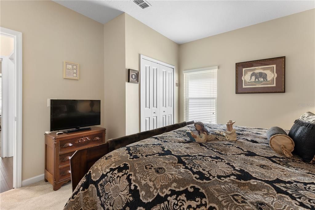 For Sale: $659,900 (5 beds, 4 baths, 3213 Square Feet)