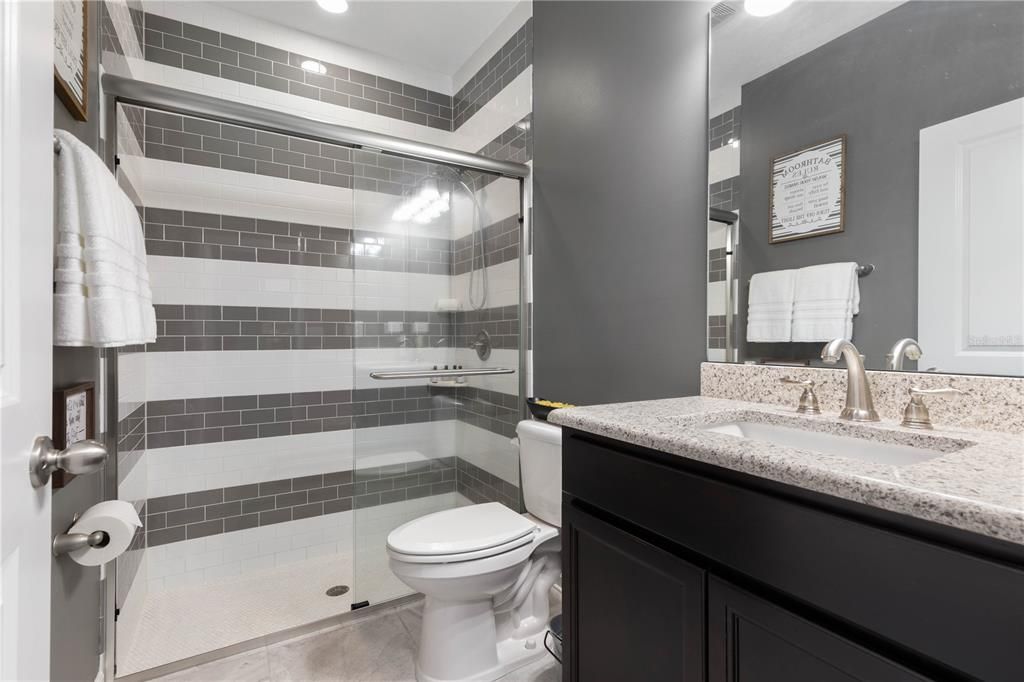 For Sale: $659,900 (5 beds, 4 baths, 3213 Square Feet)
