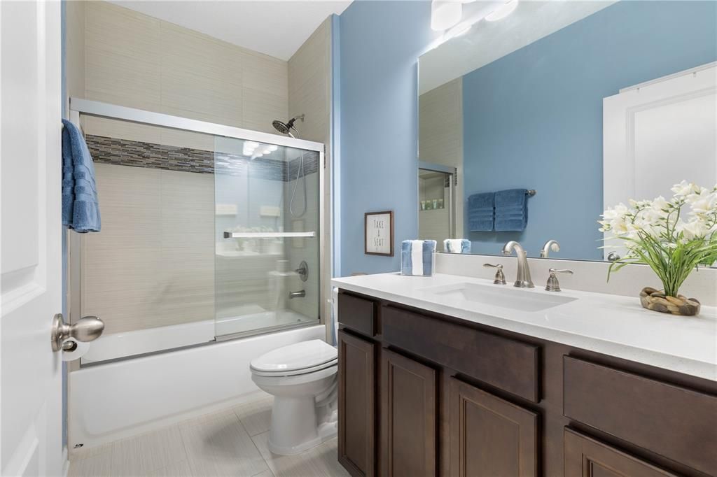For Sale: $659,900 (5 beds, 4 baths, 3213 Square Feet)
