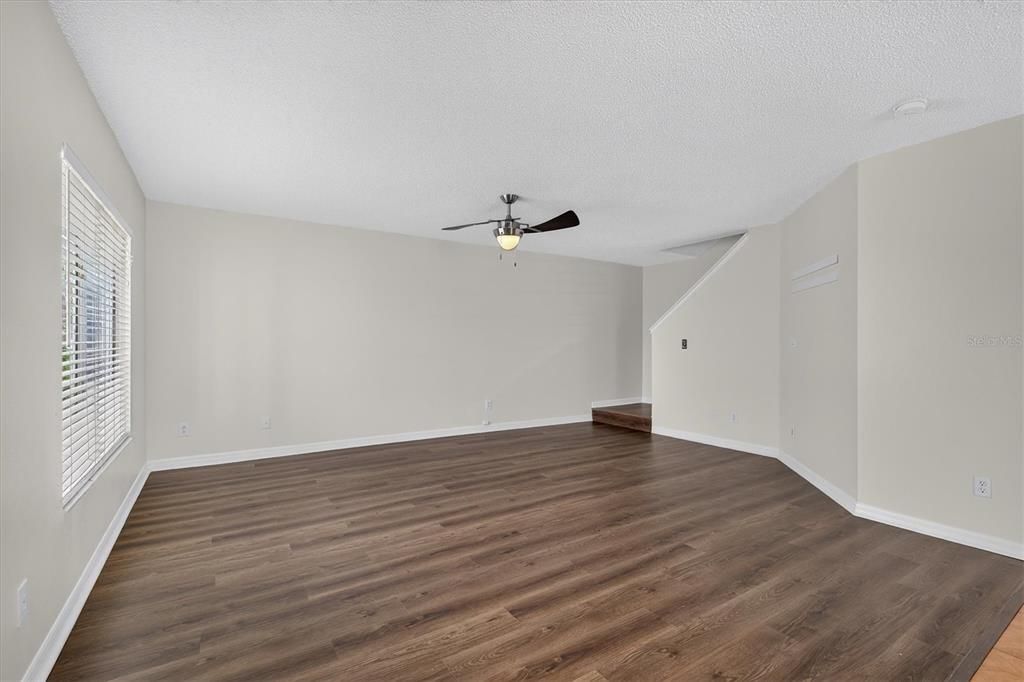 For Rent: $1,750 (3 beds, 2 baths, 1364 Square Feet)