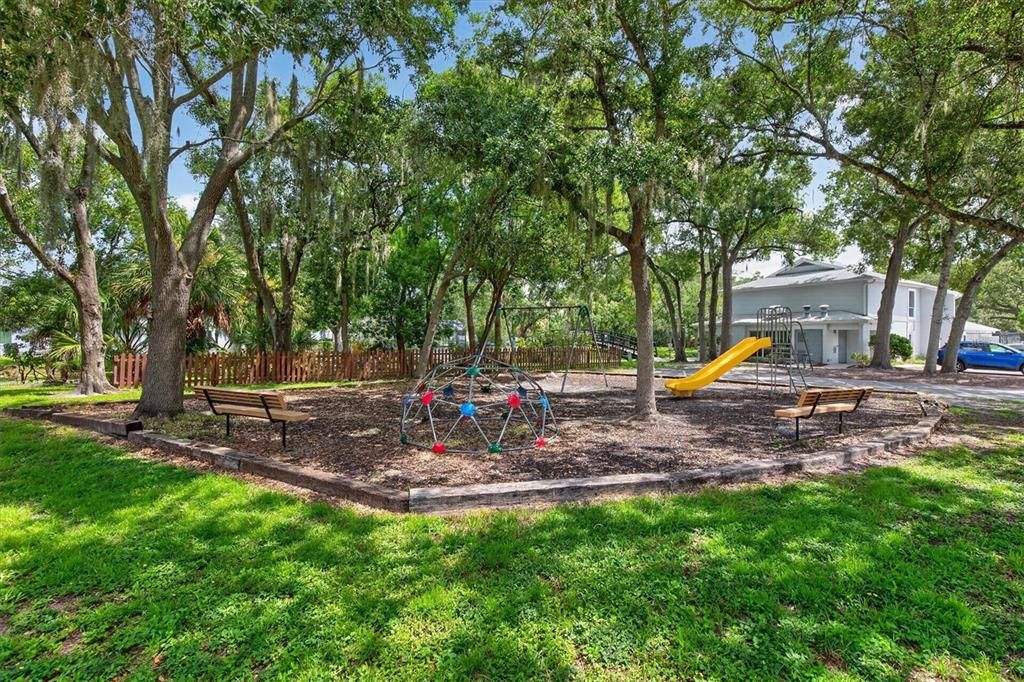 For Rent: $1,750 (3 beds, 2 baths, 1364 Square Feet)