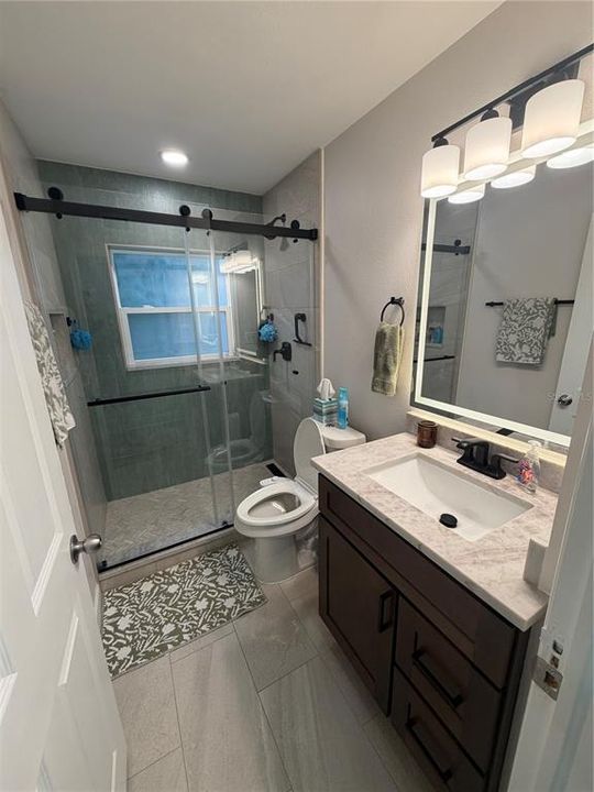 For Sale: $669,000 (2 beds, 1 baths, 1107 Square Feet)
