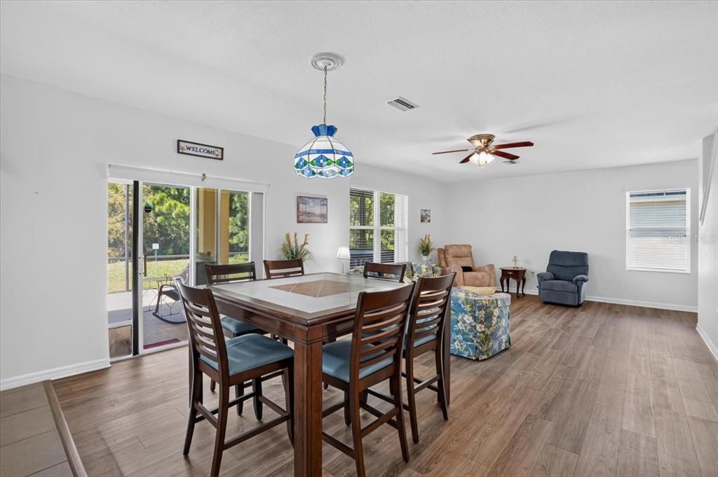 For Sale: $480,000 (4 beds, 2 baths, 2505 Square Feet)