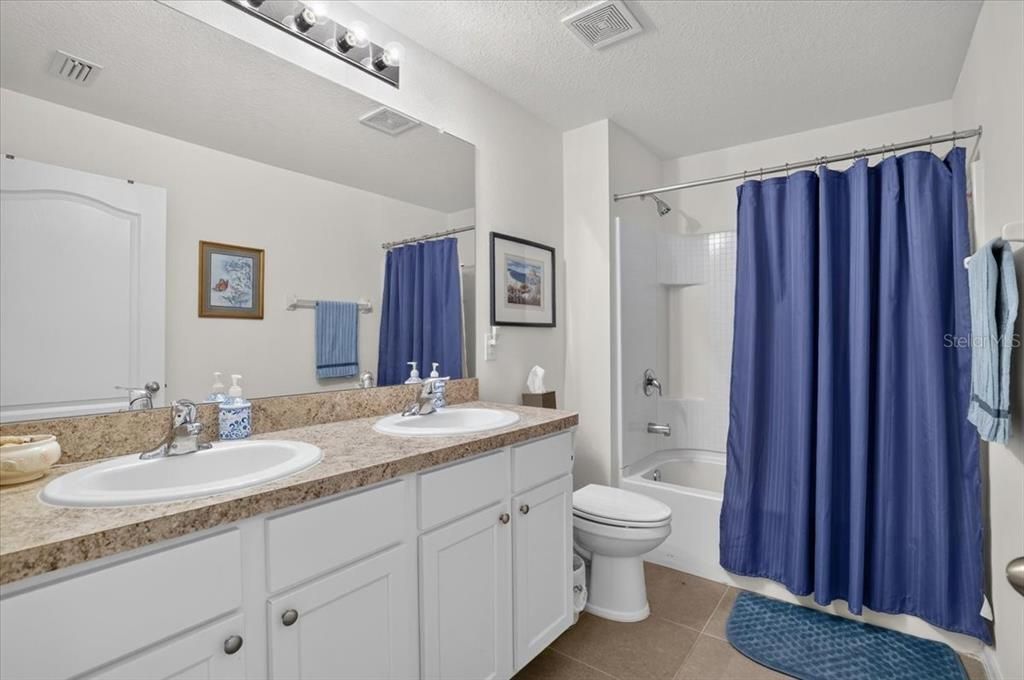 For Sale: $480,000 (4 beds, 2 baths, 2505 Square Feet)