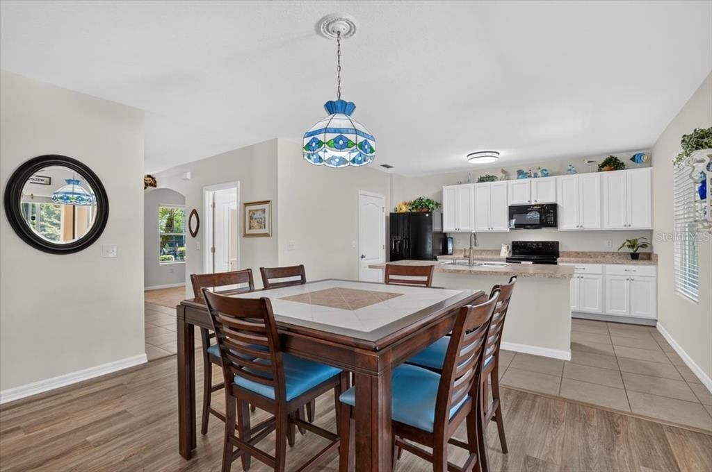 For Sale: $480,000 (4 beds, 2 baths, 2505 Square Feet)