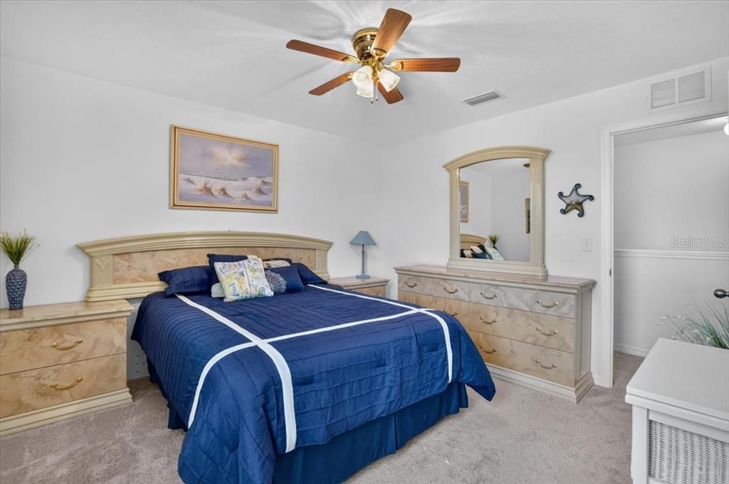 For Sale: $480,000 (4 beds, 2 baths, 2505 Square Feet)