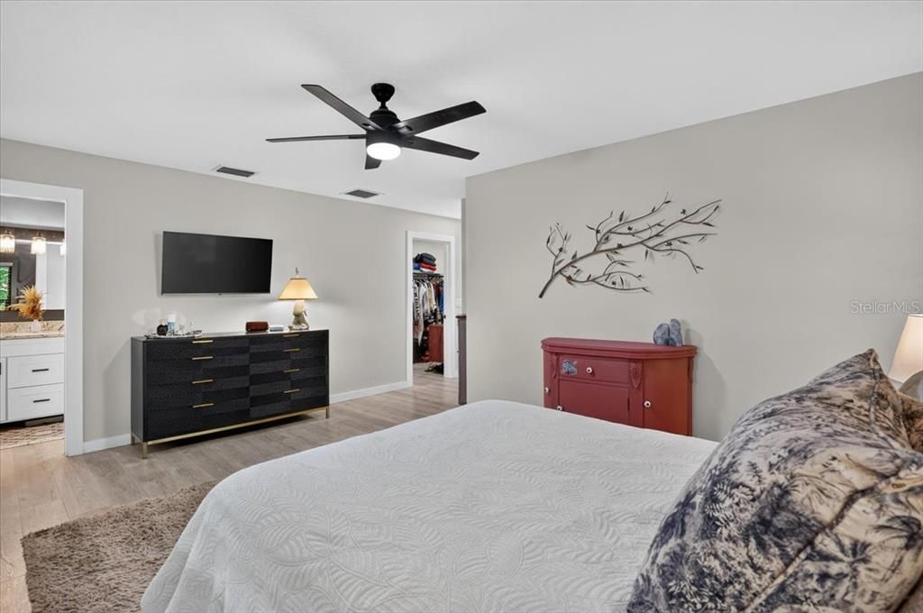 For Sale: $775,000 (3 beds, 2 baths, 2145 Square Feet)