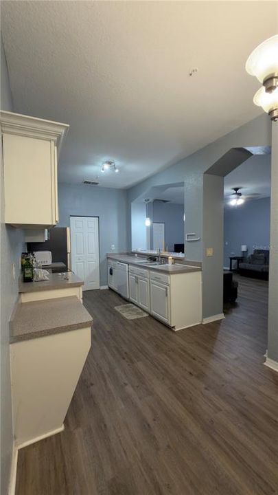 For Rent: $2,800 (3 beds, 3 baths, 2075 Square Feet)