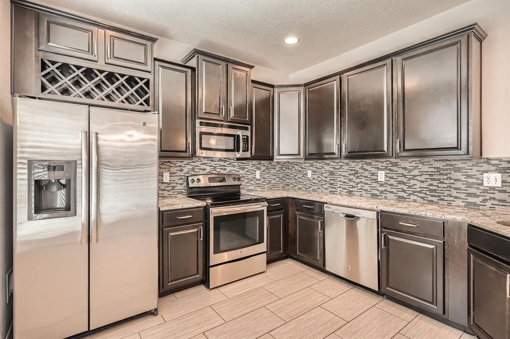 En Renta: $2,950 (3 camas, 2 baños, 1480 Pies cuadrados)