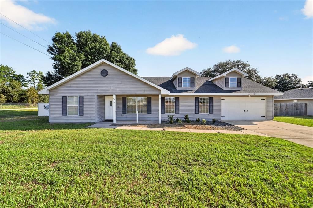 For Sale: $289,900 (3 beds, 2 baths, 1442 Square Feet)