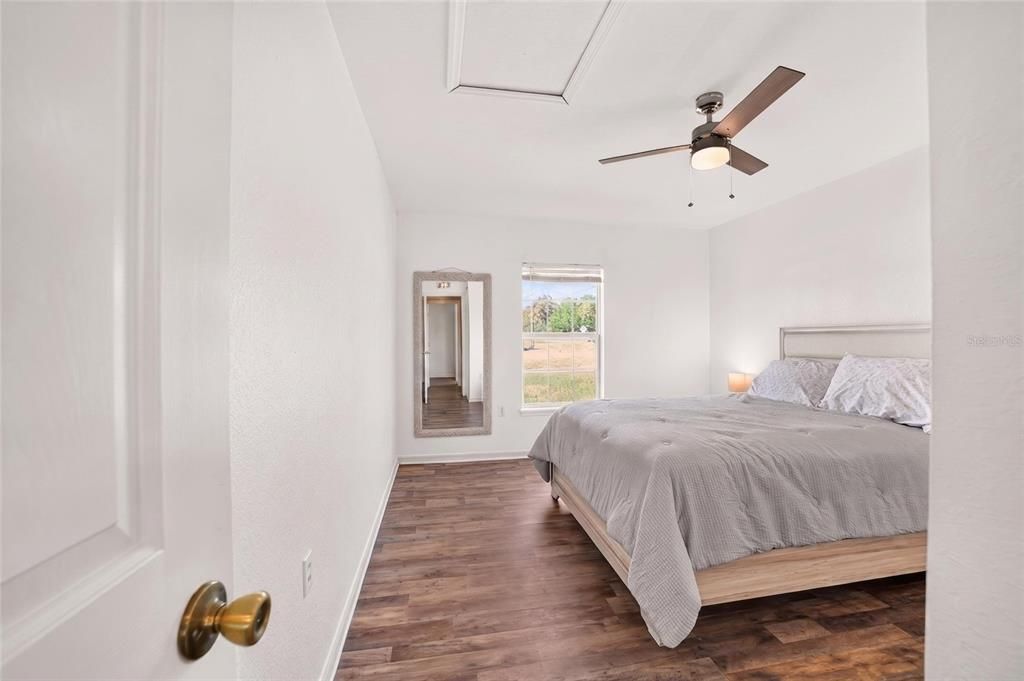 For Sale: $289,900 (3 beds, 2 baths, 1442 Square Feet)