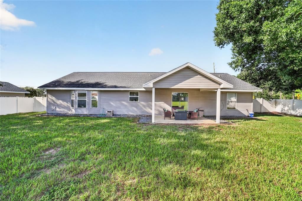For Sale: $289,900 (3 beds, 2 baths, 1442 Square Feet)