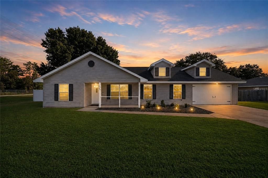 For Sale: $289,900 (3 beds, 2 baths, 1442 Square Feet)