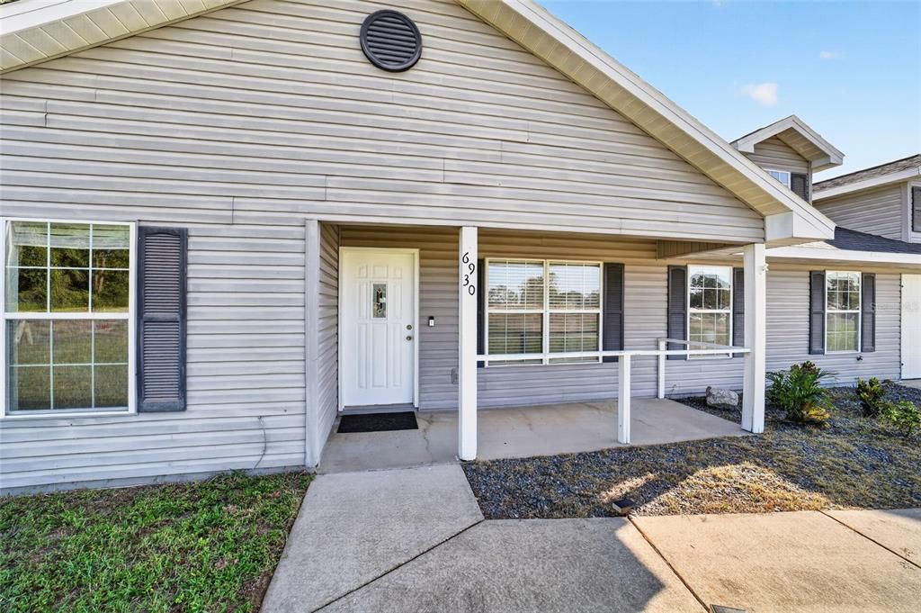 For Sale: $289,900 (3 beds, 2 baths, 1442 Square Feet)