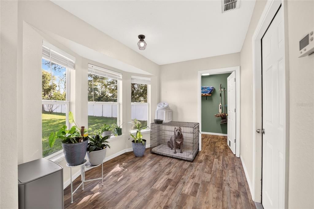 For Sale: $289,900 (3 beds, 2 baths, 1442 Square Feet)