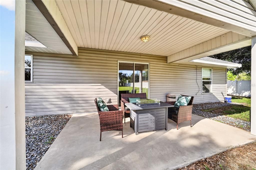 For Sale: $289,900 (3 beds, 2 baths, 1442 Square Feet)