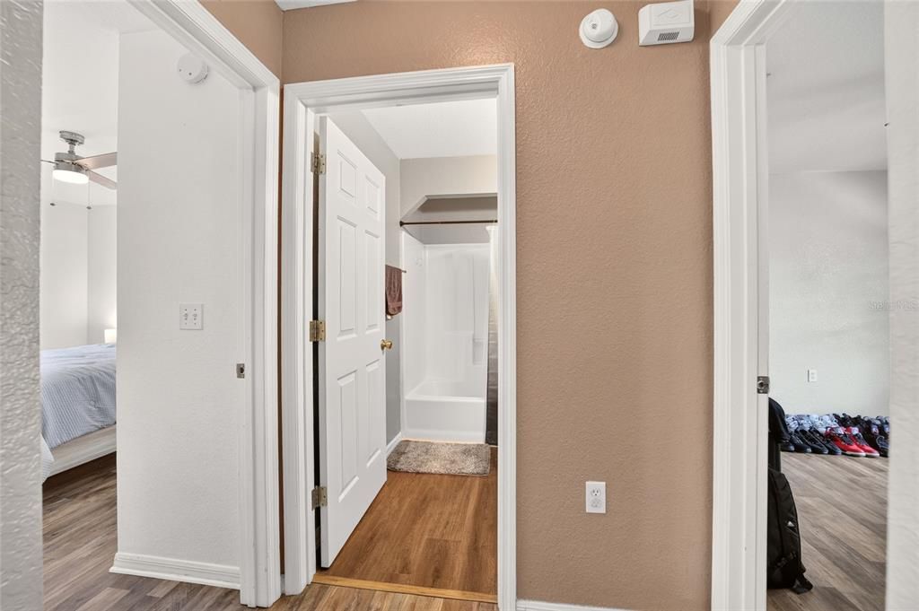 For Sale: $289,900 (3 beds, 2 baths, 1442 Square Feet)