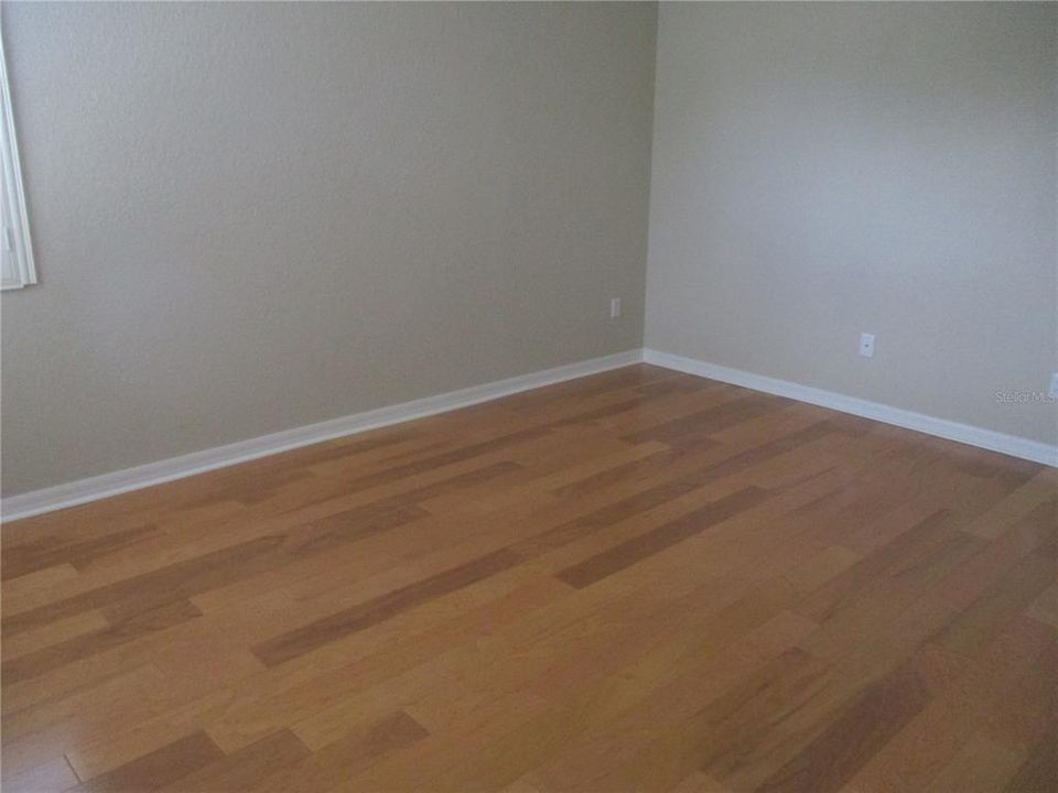 En Renta: $2,500 (3 camas, 2 baños, 2482 Pies cuadrados)
